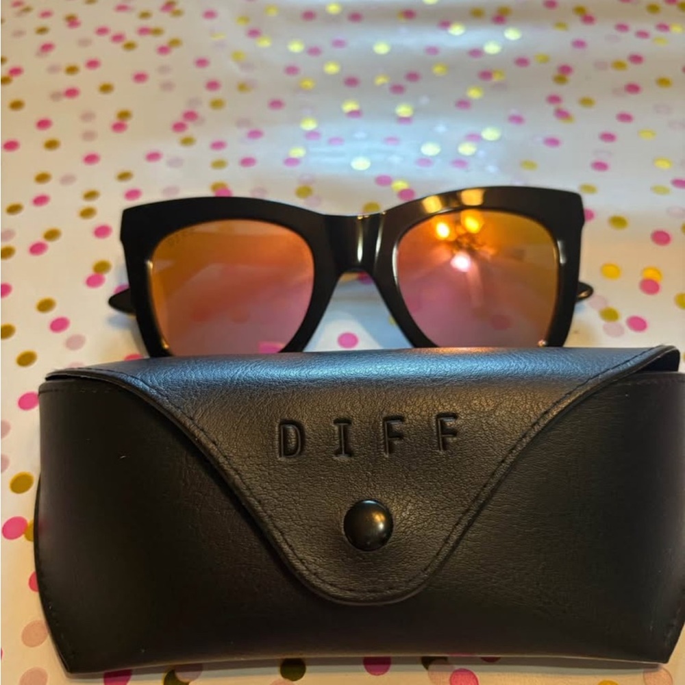 Black Frame Sunglasses with Rose Gold Mirror Lenses